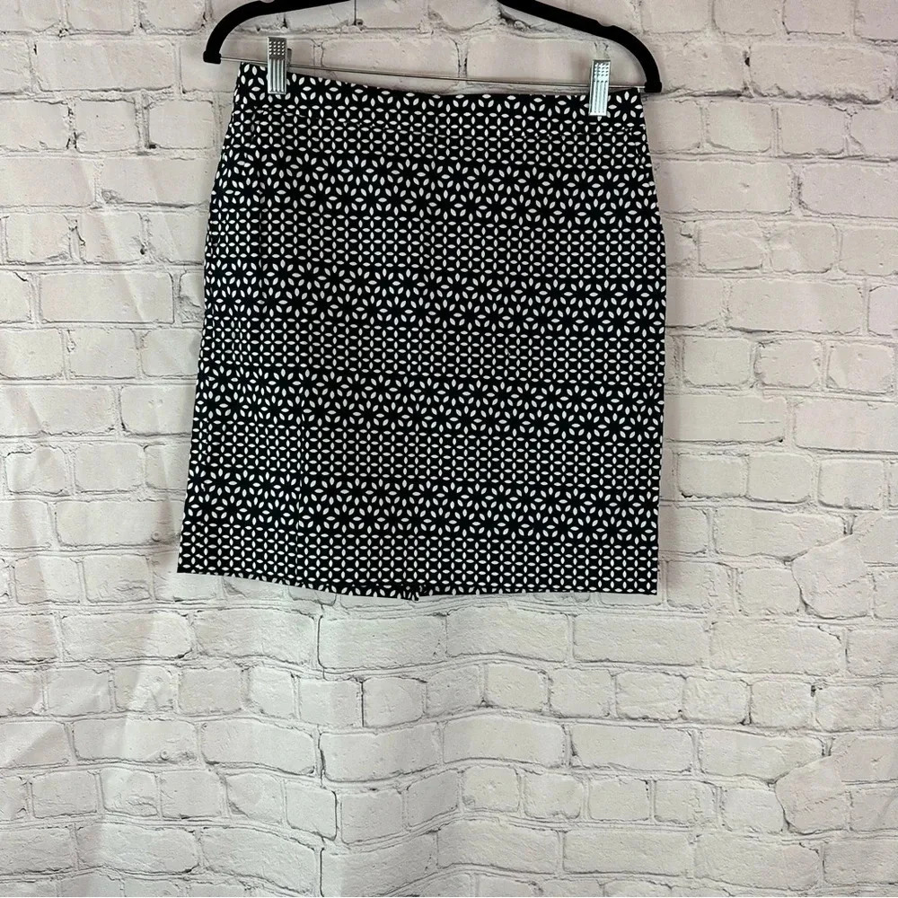 brooks brothers red fleece pencil skirt sz 2 navy white geometric floral office